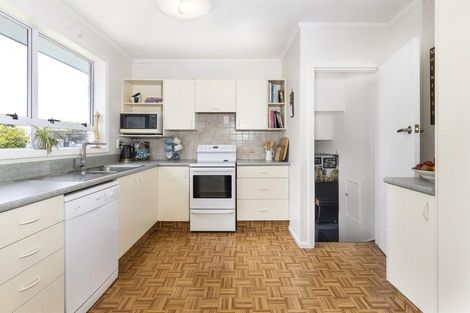 Photo of property in 21 Newbourne Crescent, Redwoodtown, Blenheim, 7201