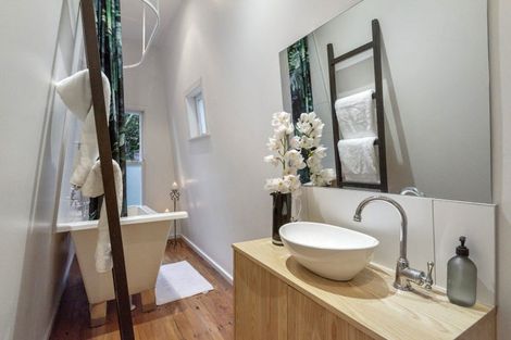 Photo of property in 6b Tahuna Street, Freemans Bay, Auckland, 1011