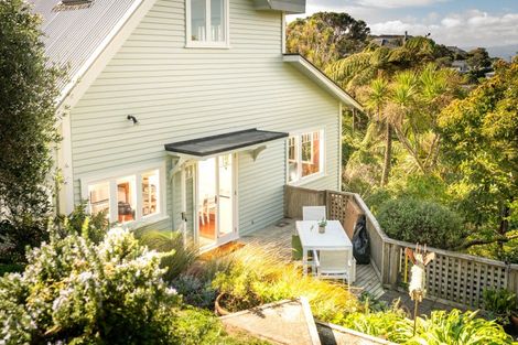 Photo of property in 113 Creswick Terrace, Northland, Wellington, 6012