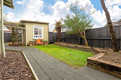 Photo of property in 29 Karamea Crescent, Kelvin Grove, Palmerston North, 4414
