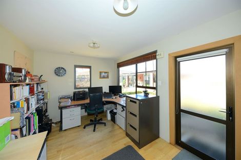 Photo of property in 43 Westmont Street, Ilam, Christchurch, 8041