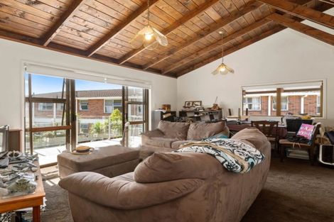 Photo of property in 4/1312 Hinemoa Street, Rotorua, 3010