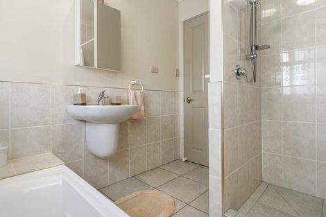 Photo of property in 15 Holyoake Terrace, Omokoroa, 3114