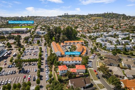 Photo of property in 15/21 Armoy Drive, East Tamaki, Auckland, 2016