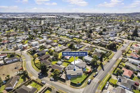 Photo of property in 66 Sunlands Drive, Manurewa, Auckland, 2102