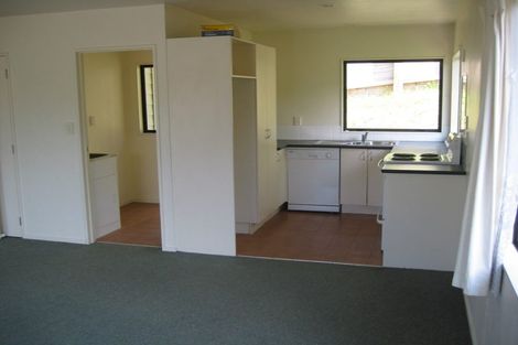 Photo of property in 3/100 Salamanca Road, Sunnynook, Auckland, 0620