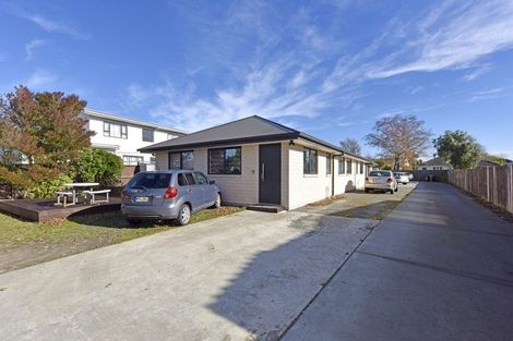 Photo of property in 48 Hooker Avenue, Bryndwr, Christchurch, 8053