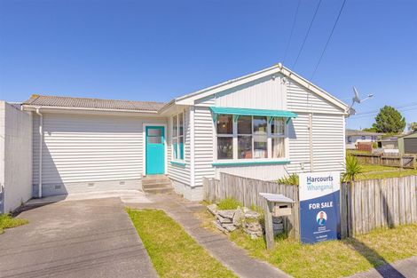Photo of property in 24 Titoki Street, Castlecliff, Whanganui, 4501