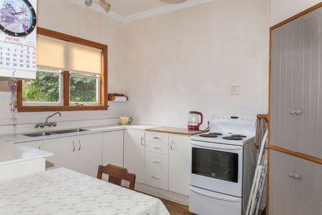 Photo of property in 35 Cadman Street, Dannevirke, 4930