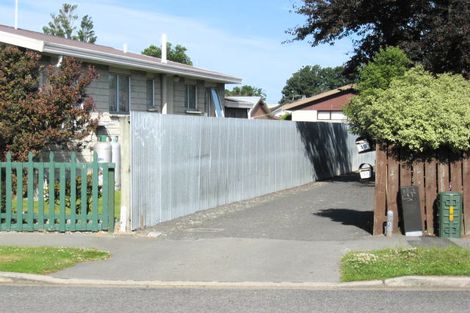 Photo of property in 12 Raymond Road, Bromley, Christchurch, 8062