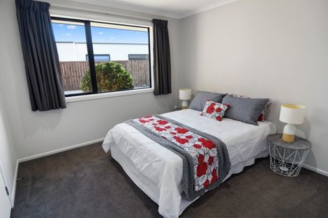 Photo of property in 15 Cole Thomas Place, Huntington, Hamilton, 3210