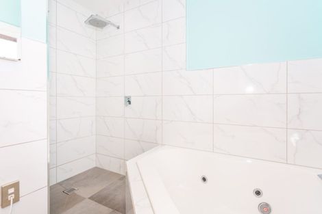 Photo of property in 121 Saint Martins Road, Saint Martins, Christchurch, 8022