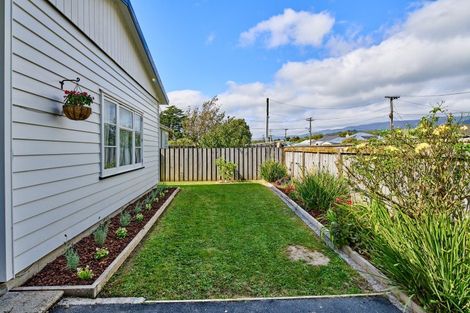 Photo of property in 10 Bentinck Street, Wallaceville, Upper Hutt, 5018