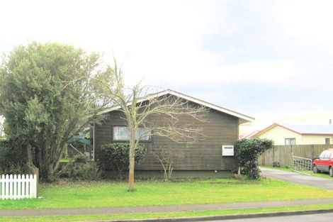 Photo of property in 14 Kentucky Crescent, Nawton, Hamilton, 3200