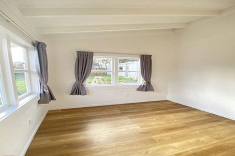 Photo of property in 53 Walmer Road, Point Chevalier, Auckland, 1022