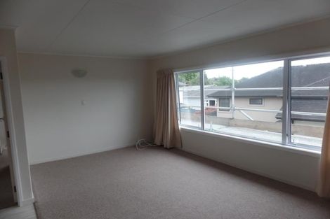 Photo of property in 19a Wheturangi Road, Greenlane, Auckland, 1051