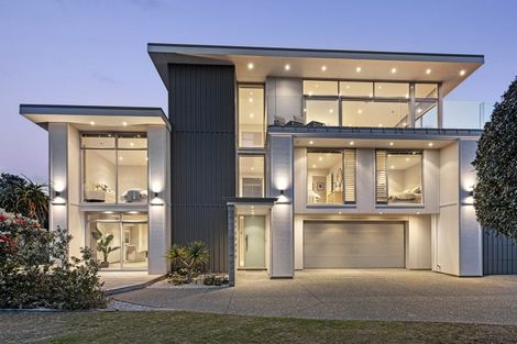 Photo of property in 27 Rita Way, Omaha, 0986