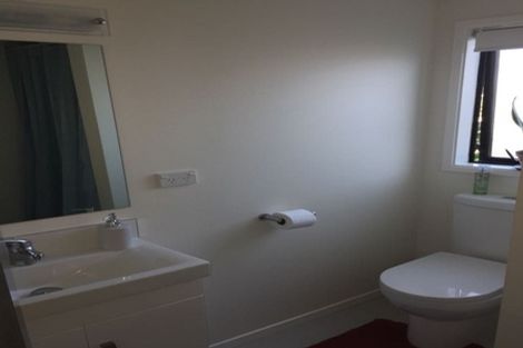 Photo of property in 52 Seaview Road, Paremata, Porirua, 5024