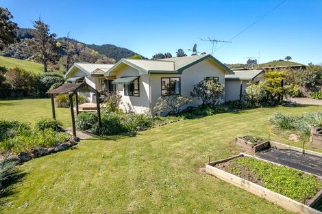 Photo of property in 2 Riwaka-kaiteriteri Road, Riwaka, Motueka, 7197