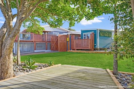 Photo of property in 201 Chartwell Avenue, Whangamata, 3620