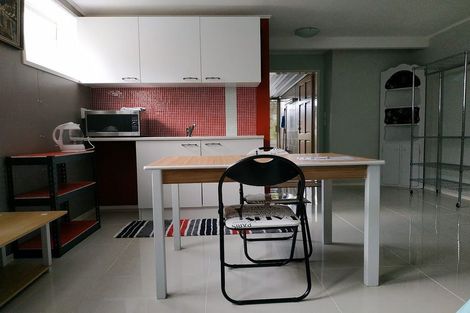 Photo of property in 28 Rotoiti Avenue, Pakuranga Heights, Auckland, 2010