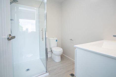 Photo of property in 2/1 Splitt Avenue, Glenview, Hamilton, 3206