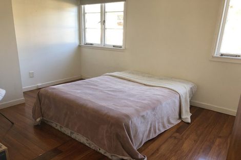 Photo of property in 1/72 Nile Road, Milford, Auckland, 0620