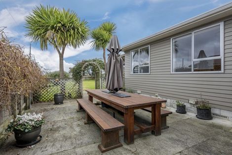 Photo of property in 102 Martin Road, Paraparaumu Beach, Paraparaumu, 5032