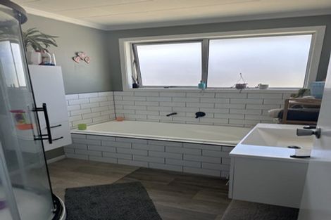 Photo of property in 31 Hutchins Street, Waitara, 4320