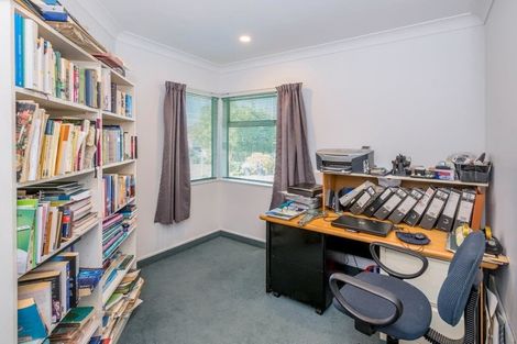 Photo of property in 16 Barrett Drive, Waikanae Beach, Waikanae, 5036