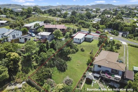 Photo of property in 15 Point Street, Raglan, 3225