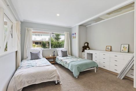 Photo of property in 31a Cockle Bay Road, Cockle Bay, Auckland, 2014