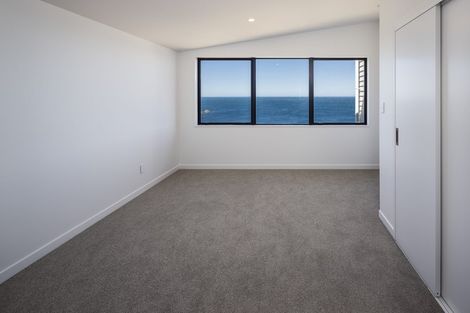 Photo of property in 4/52 High Street, Island Bay, Wellington, 6023