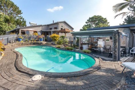 Photo of property in 285 Preeces Point Road, Preece Point, Coromandel, 3506