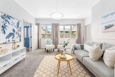 Photo of property in 20a Steyne Avenue, Plimmerton, Porirua, 5026