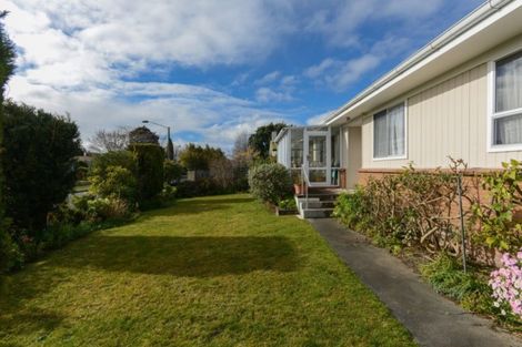 Photo of property in 7 Guildford Street, Tamatea, Napier, 4112