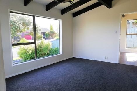 Photo of property in 18 Mercury Way, Whitby, Porirua, 5024