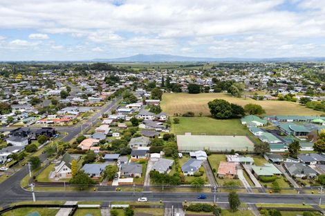 Photo of property in 20 Jeanette Street, Glenview, Hamilton, 3206