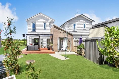 Photo of property in 30 Ipukarea Street, Weymouth, Auckland, 2103