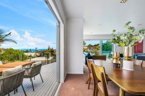 Photo of property in 1/40 Beulah Avenue, Rothesay Bay, Auckland, 0630