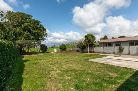 Photo of property in 3a The Crescent, Waihi Beach, 3611