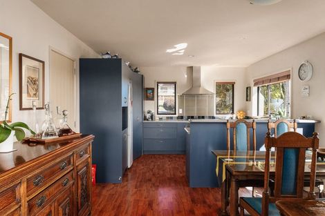Photo of property in 30 La Cumbre Close, Bethlehem, Tauranga, 3110