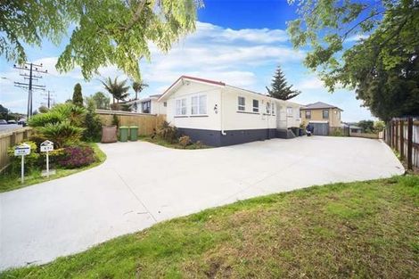 Photo of property in 57b Hepburn Road, Glendene, Auckland, 0602
