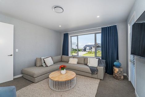 Photo of property in 7 Awatea Drive, Whitianga, 3510