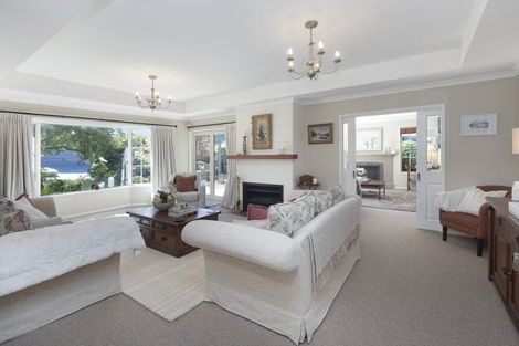 Photo of property in 10 Willowview Drive, Redwood, Christchurch, 8051