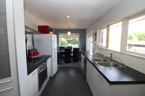Photo of property in 27 Roosevelt Road, Western Heights, Rotorua, 3015