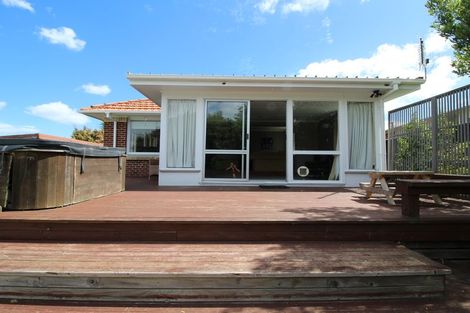 Photo of property in 27 Roosevelt Road, Western Heights, Rotorua, 3015
