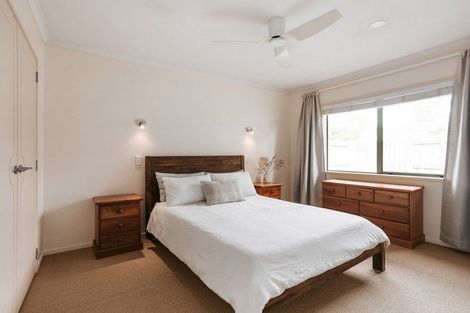 Photo of property in 14 Grabella Place, Papamoa Beach, Papamoa, 3118