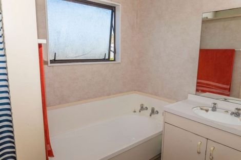 Photo of property in 11 Tipapakuku Road, Dannevirke, 4930