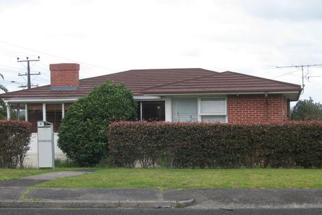 Photo of property in 2 Edgeworth Road, Glenfield, Auckland, 0629